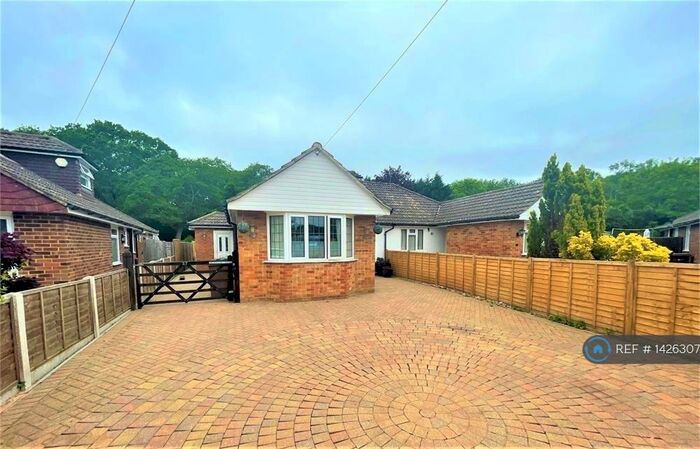 5 Bedroom Detached House To Rent In St Michael's Avenue, Guildford, GU3