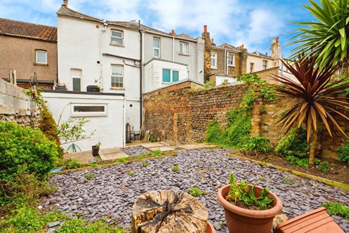 Terraced House For Sale In Hardres Street, Ramsgate, Kent, CT11