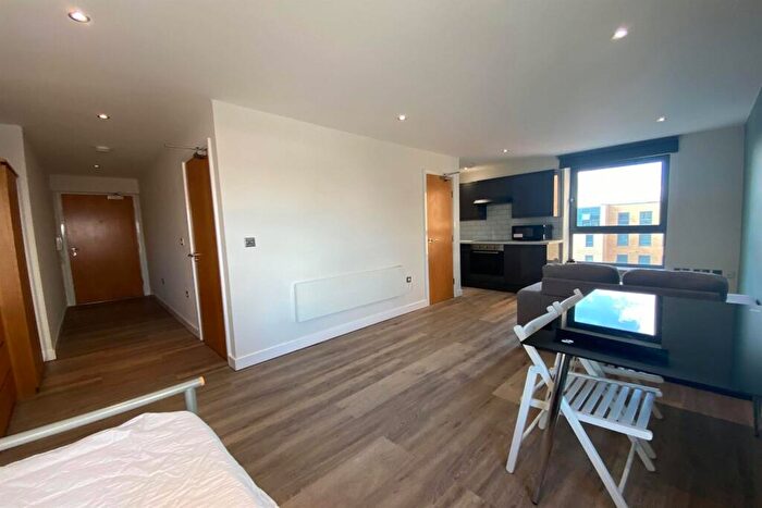 Studio To Rent In , West One Cube, City Centre, S1
