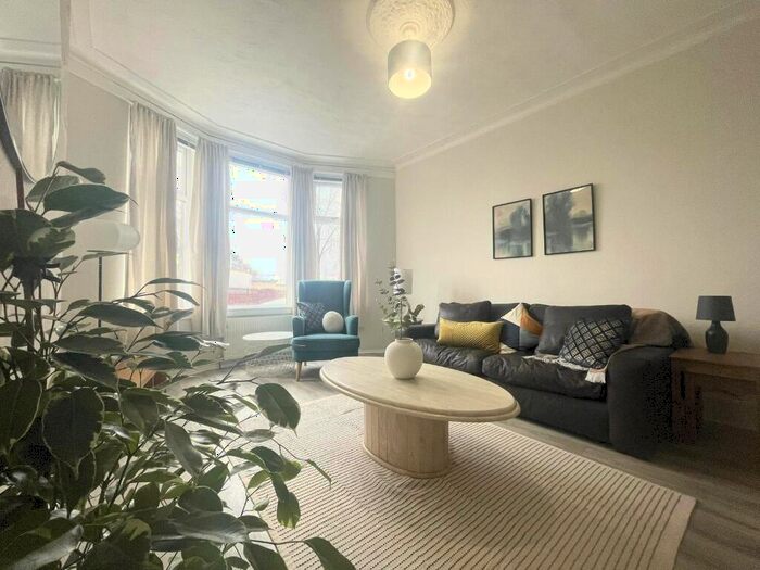 2 Bedroom Flat To Rent In Carmyle Avenue, Carmyle, Glasgow, G32