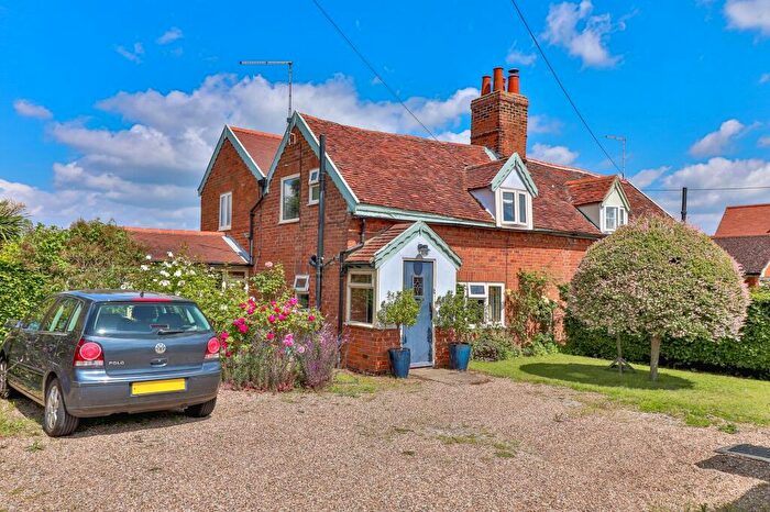 3 Bedroom Cottage For Sale In Duke Street, Hintlesham, IP8