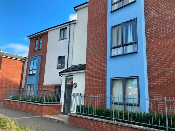 2 Bedroom Flat To Rent In Robin Hood Way, Nottingham, Nottinghamshire, NG2