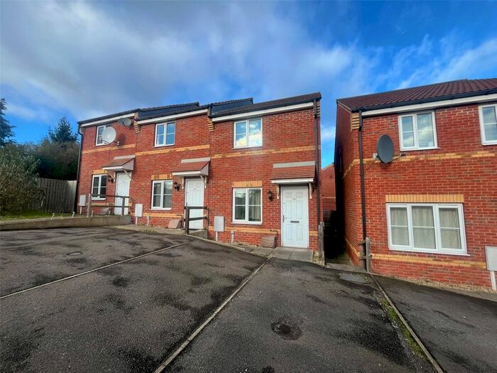 2 Bedroom End Of Terrace House To Rent In Connaught Road, Scunthorpe, Lincolnshire, DN15