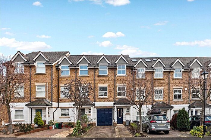 4 Bedroom Terraced House For Sale In Chancery Mews, SW17