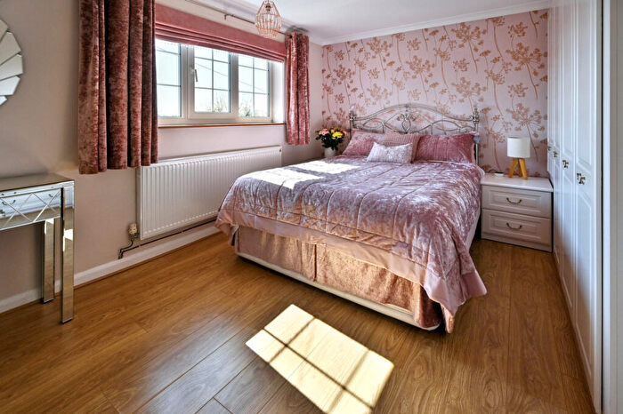 5 Bedroom Detached House For Sale In Throstle Nest Way, Brailsford, DE6