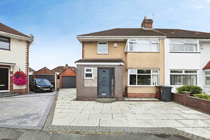 3 Bedroom Semi-Detached House For Sale In Oakhill Close, Maghull, Liverpool, Merseyside, L31