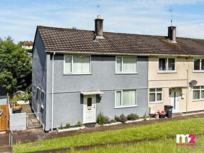 3 Bedroom End Of Terrace House For Sale In Graig Wood Close, Newport, NP20