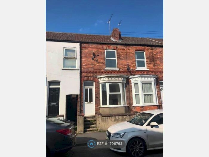 2 Bedroom Terraced House To Rent In Victoria Terrace, Lincoln, LN1