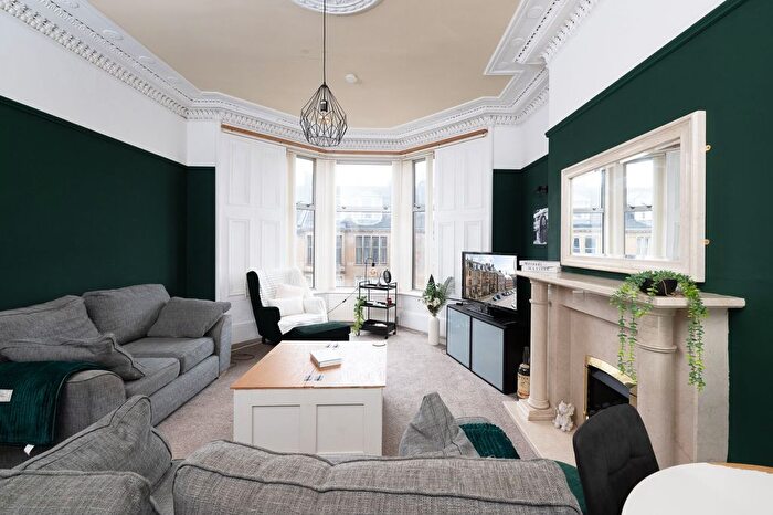 3 Bedroom Flat For Sale In Brisbane Street, Greenock, PA16