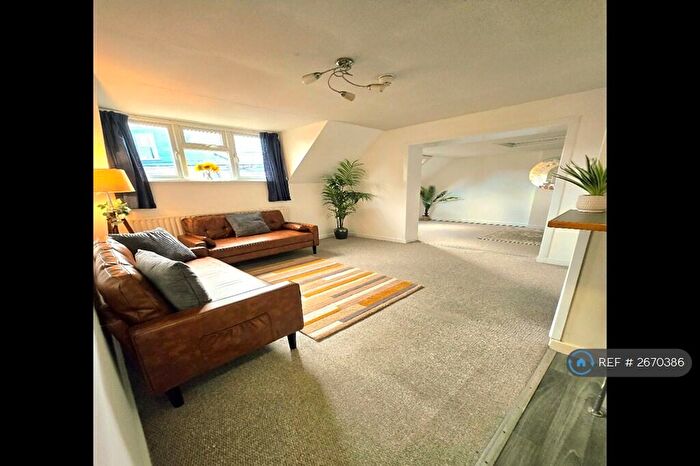1 Bedroom Flat To Rent In The Courtyard, Bournemouth, BH1