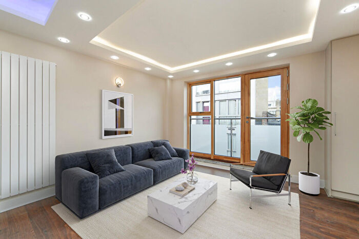 1 Bedroom Apartment To Rent In Freetown House, Umberston Street, Whitechapel, London, E1