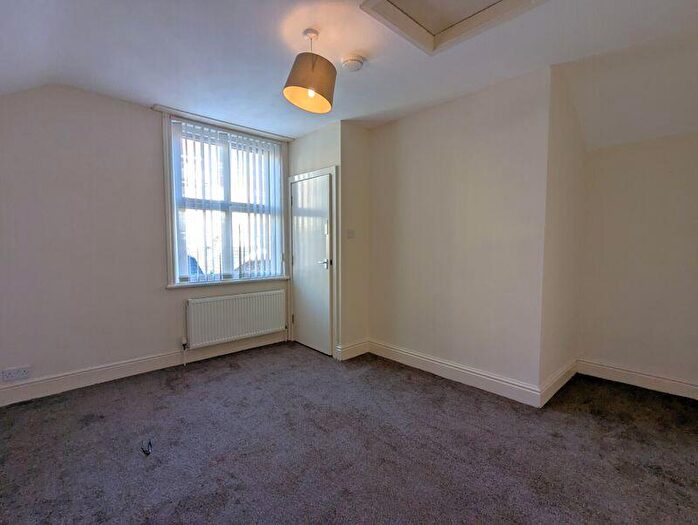 1 Bedroom Flat To Rent In King Street, Southport Centre, Merseyside, PR8