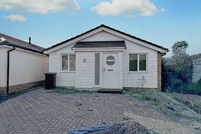 2 Bedroom Bungalow For Sale In Uplands Road, Ferndown, BH22
