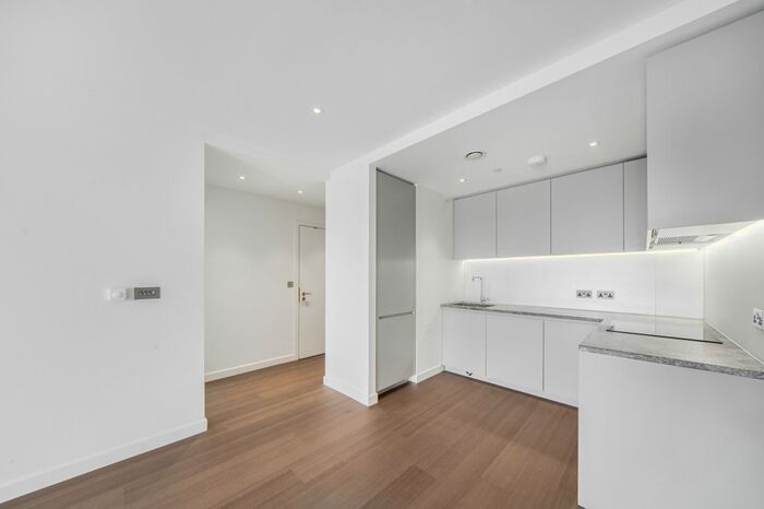 1 Bedroom Flat To Rent In No Upper Riverside, Cutter Lane, Greenwich, London, SE10
