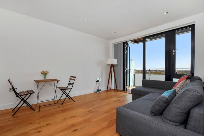 2 Bedroom Flat To Rent In North Mill Apartments, Lovelace Street, Hackney, E8