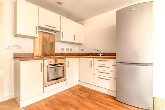 1 Bedroom Apartment To Rent In Harding Street, Swindon, Wiltshire, SN1