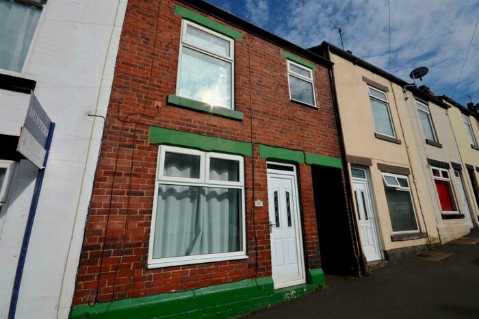 4 Bedroom Terraced House To Rent In Woodseats Road, Sheffield, S8