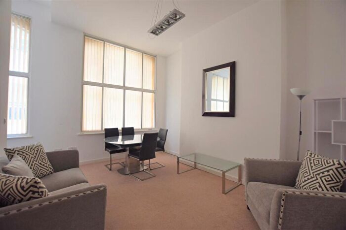 2 Bedroom Apartment To Rent In Old Hall Street, Liverpool, L3