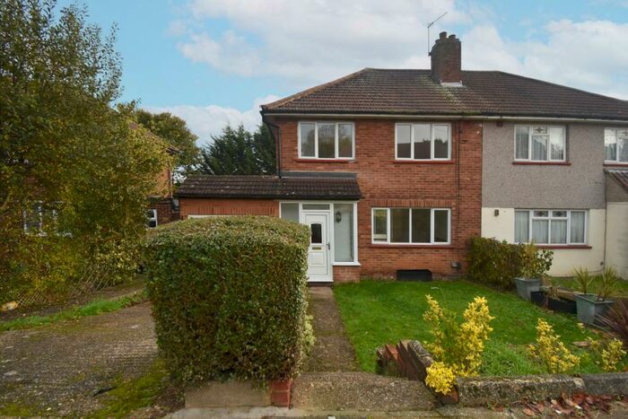 3 Bedroom Semi-Detached House To Rent In Maylands Drive Sidcup, DA14