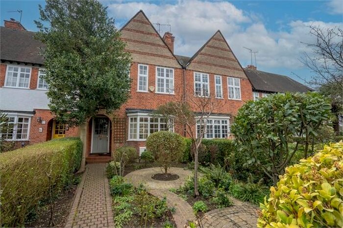 4 Bedroom Terraced House To Rent In Meadvale Road, Ealing, W5