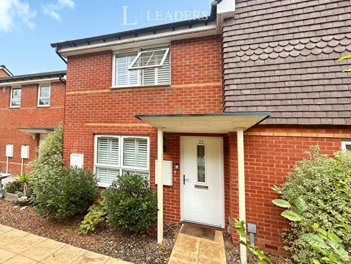 2 Bedroom Semi-detached House For Sale In Blandings Way, Emsworth, Hampshire, PO10