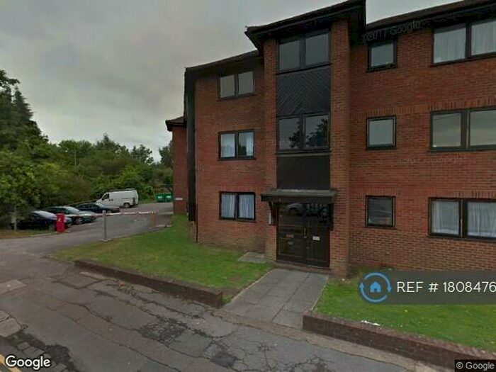 1 Bedroom Flat To Rent In The Willows, Redhill, RH1