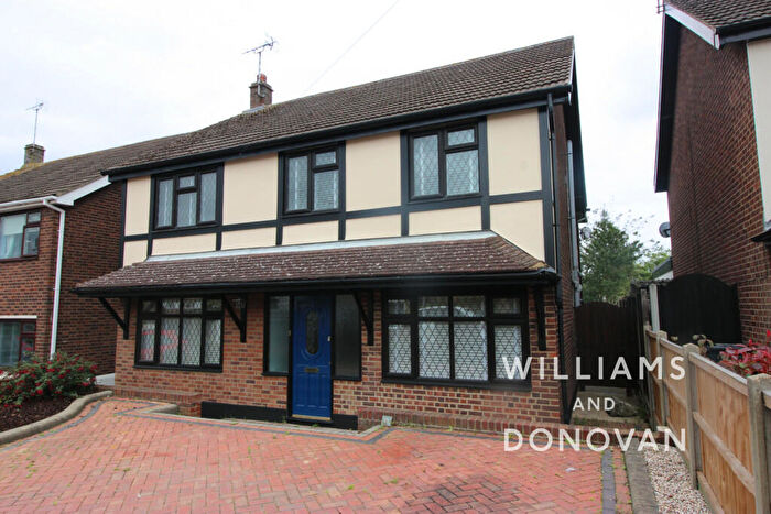 5 Bedroom Detached House To Rent In Merryfields Avenue, Hockley, SS5