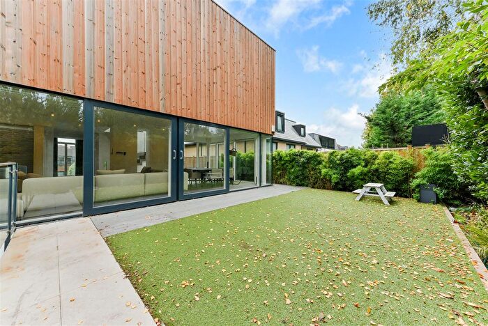 5 Bedroom Detached House To Rent In St. Mary's Road, London, SW19