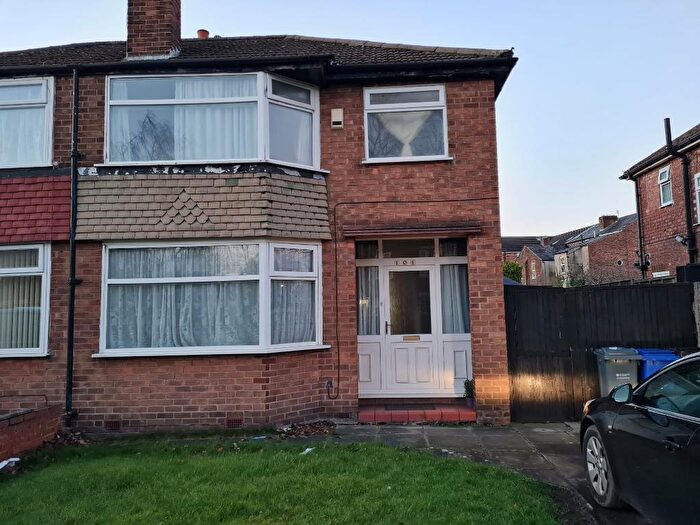 3 Bedroom Semi-Detached House To Rent In Dickenson Road, Manchester, M14