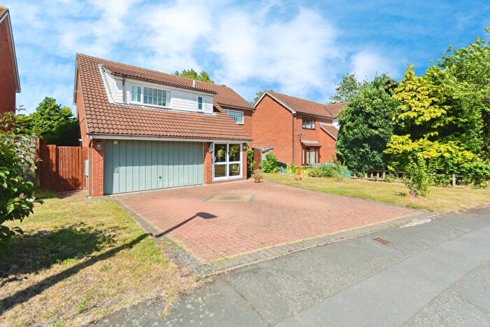 4 Bedroom Property For Sale In Barnfield Drive, Solihull, B92