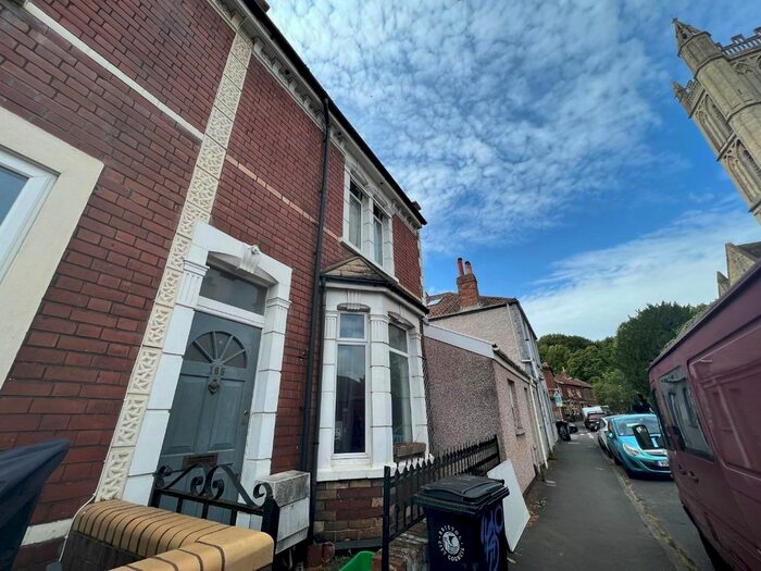 3 Bedroom End Of Terrace House To Rent In Mina Road, St Werburghs, Bristol, BS2