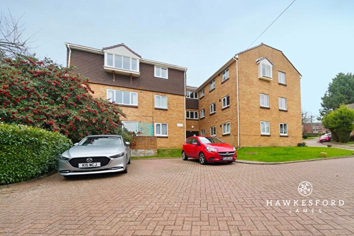 2 Bedroom Flat To Rent In Fallowfield, Sittingbourne, ME10