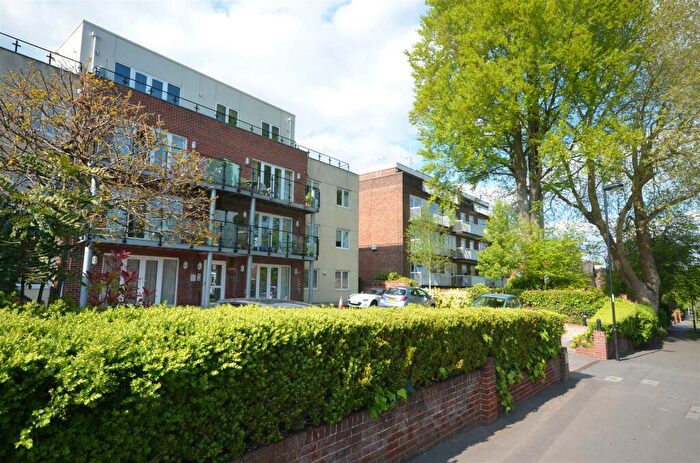 2 Bedroom Flat To Rent In Winn Road, Southampton, SO17