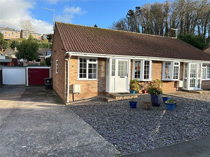 2 Bedroom Bungalow For Sale In Plantagenet Chase, Yeovil, Somerset, BA20