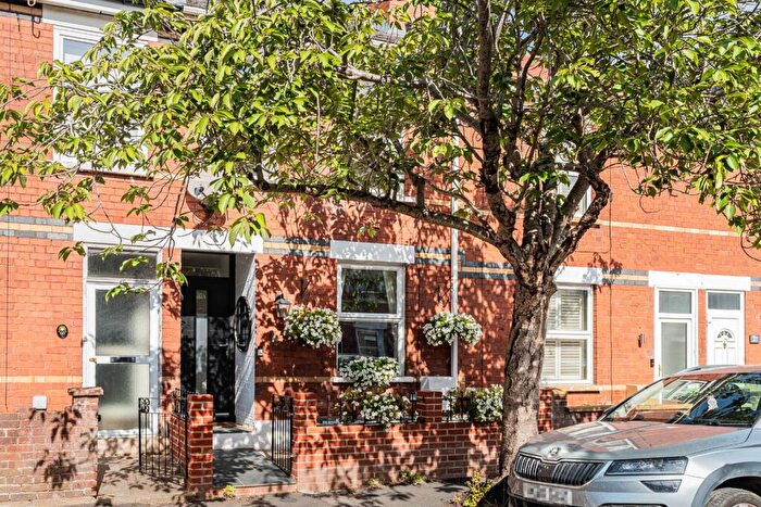 3 Bedroom Terraced House For Sale In Cleeve View Road, Cheltenham, Gloucestershire, GL52
