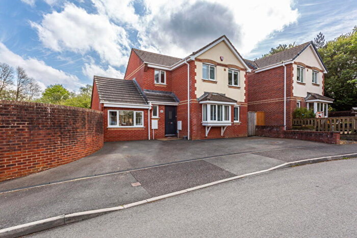 3 Bedroom Detached House For Sale In Fairacre Avenue, Newport, Barnstaple, North Devon, EX32