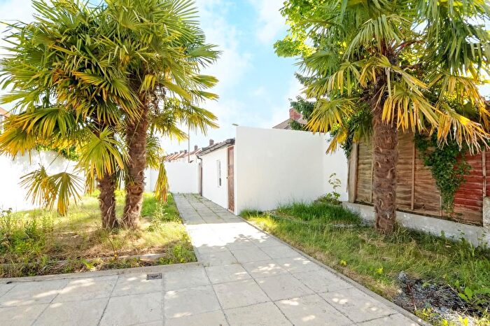4 Bedroom Semi-Detached House To Rent In Bailey Road, Hmo Ready, OX4