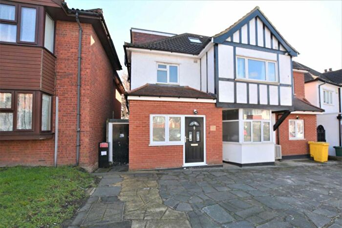 1 Bedroom Flat To Rent In Rundell Crescent, London, NW4