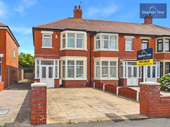 3 Bedroom End Of Terrace House For Sale In Acre Gate, Blackpool, FY4