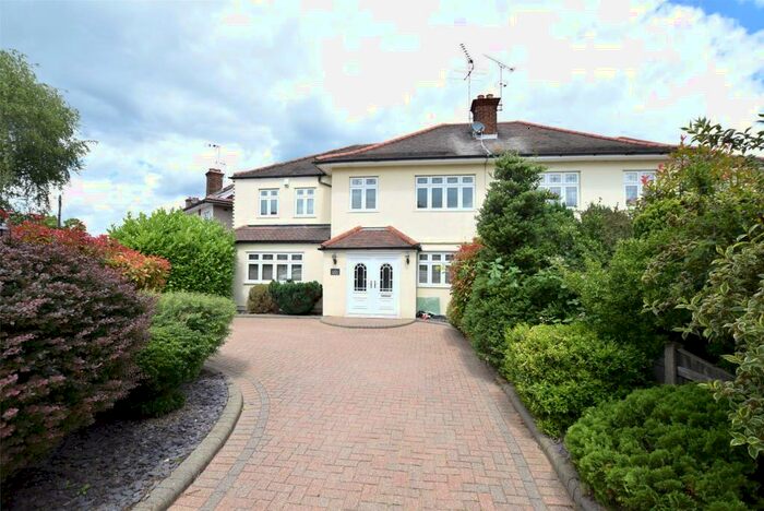 4 Bedroom House To Rent In Judith Avenue, Romford, RM5