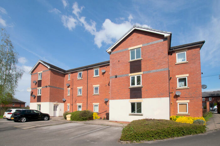 2 Bedroom Ground Flat To Rent In , Vesper Road, Leeds, LS5