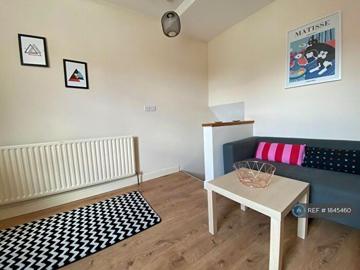 1 Bedroom Flat To Rent In Cavendish Road, Leicester, LE2
