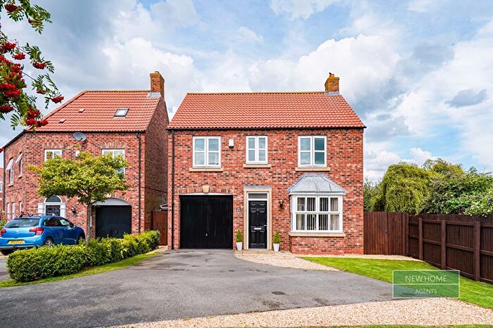 4 Bedroom Detached House For Sale In Station Rise, Riccall, York, YO19