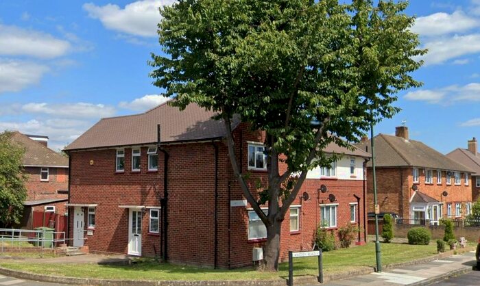 2 Bedroom Maisonette To Rent In Langley Road, Welling, DA16