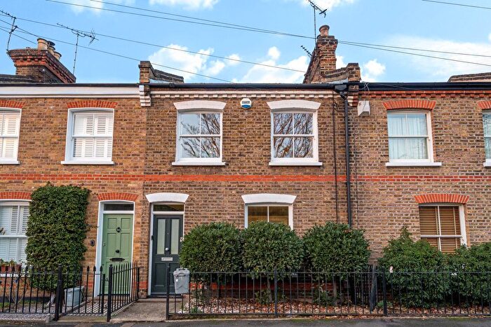 2 Bedroom Terraced House For Sale In Collins Street, London, SE3