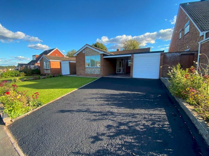 3 Bedroom Detached Bungalow To Rent In Markham Road, Sutton Coldfield, B73