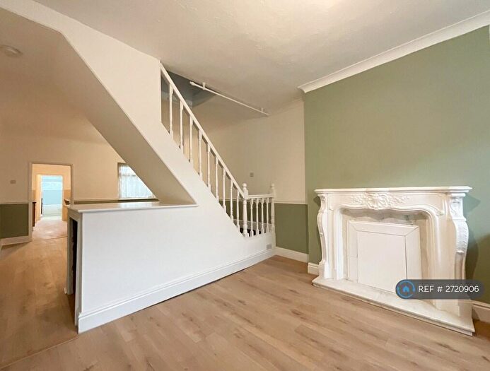 3 Bedroom Terraced House To Rent In New Street, Bentley, Doncaster, DN5