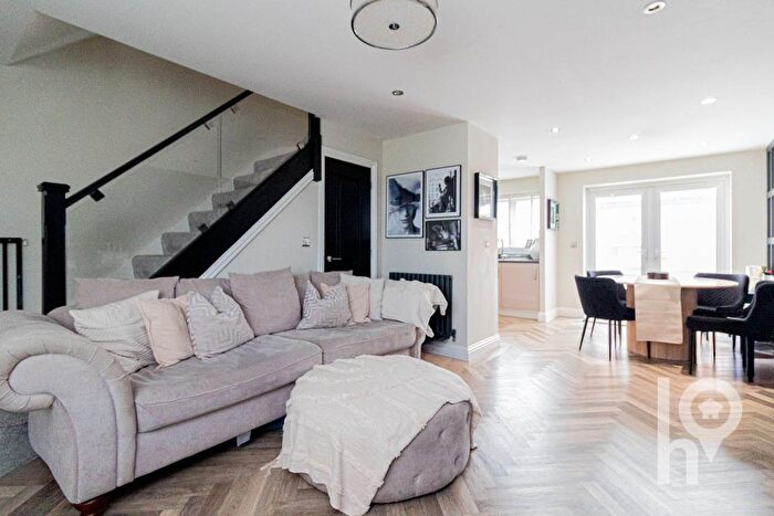 3 Bedroom End Terrace House For Sale In Baneberry Walk, Minster, ME12