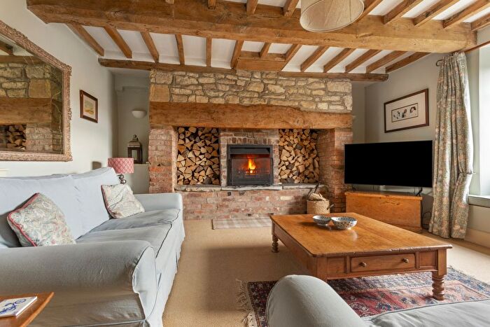 4 Bedroom Flat To Rent In Teddington, Tewkesbury, GL20