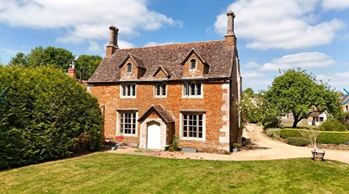 6 Bedroom Detached House To Rent In Chapel Lane, Wymondham, LE14